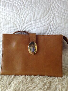 VTG Aries Leather Wallet/Executive Clutch Organizer Professional Collegiate Chic
